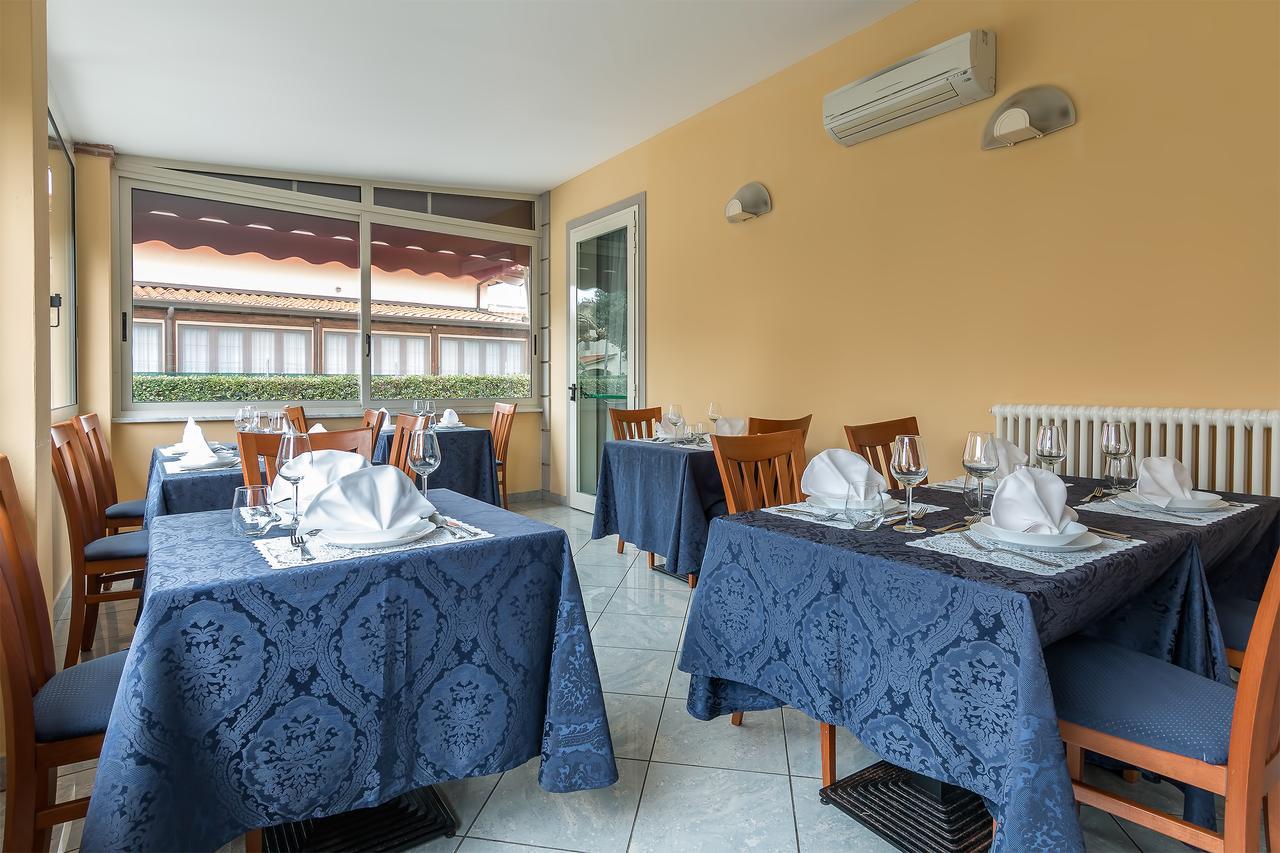 Riva 3* Lido di Camaiore